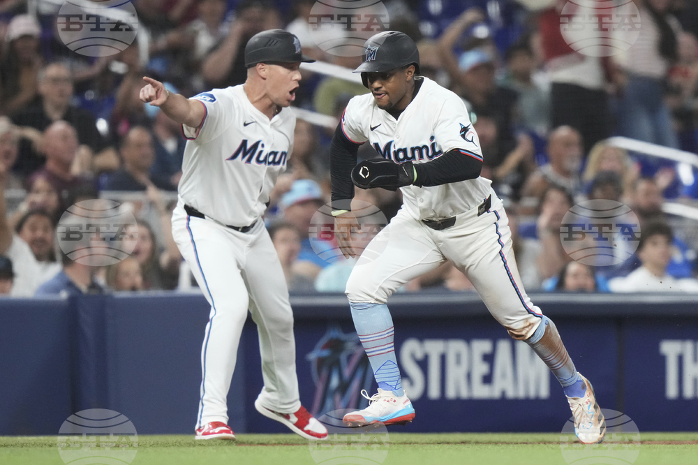 Brewers Marlins Baseball
