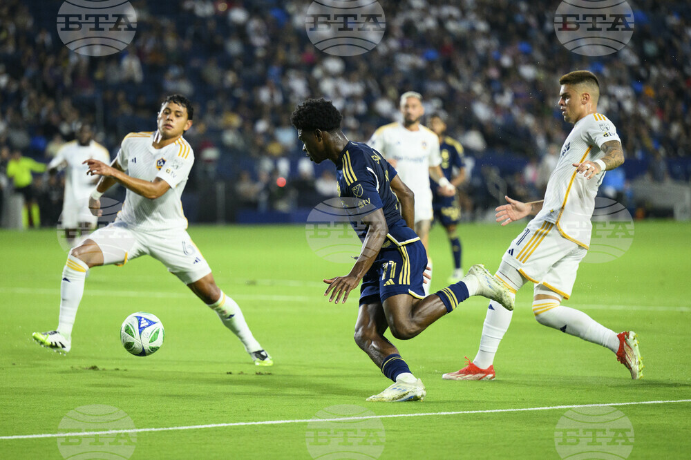 MLS Whitecaps Galaxy Soccer