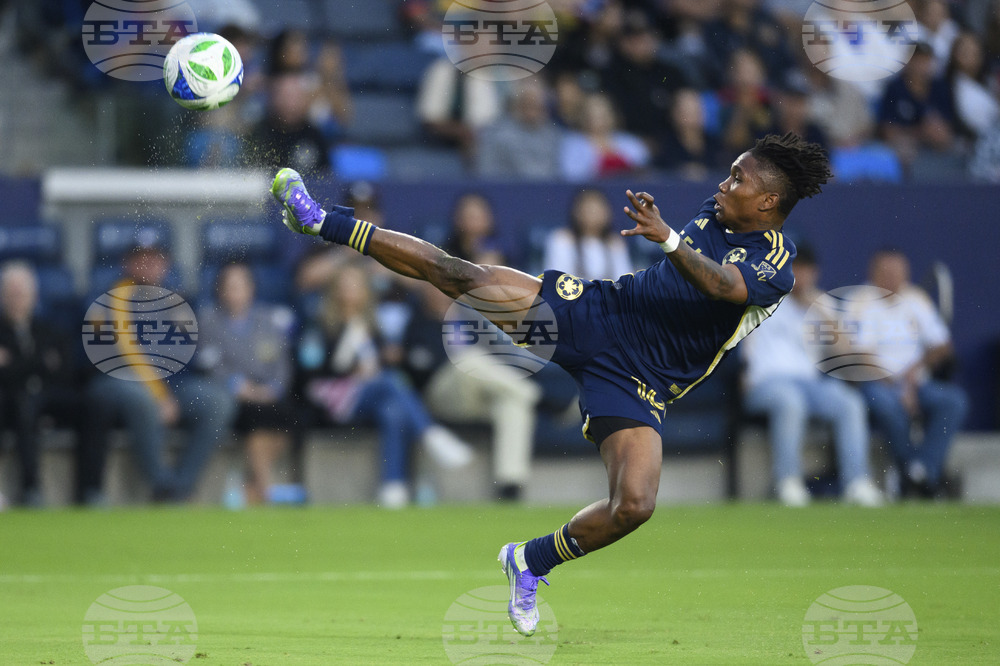 APTOPIX MLS Whitecaps Galaxy Soccer