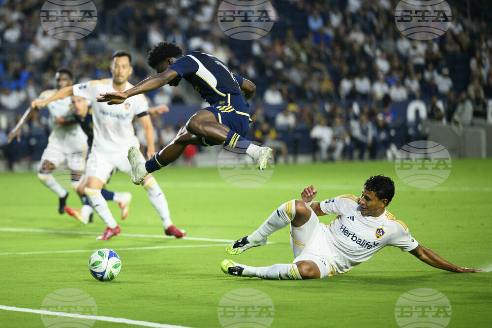 MLS Whitecaps Galaxy Soccer