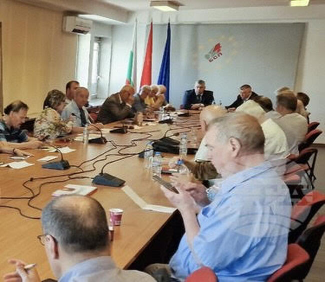 БСП застава зад кооперациите като гръбнак на солидарната икономика