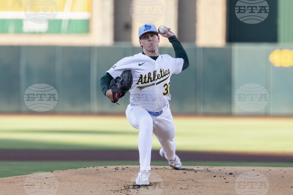 Giants Athletics Baseball