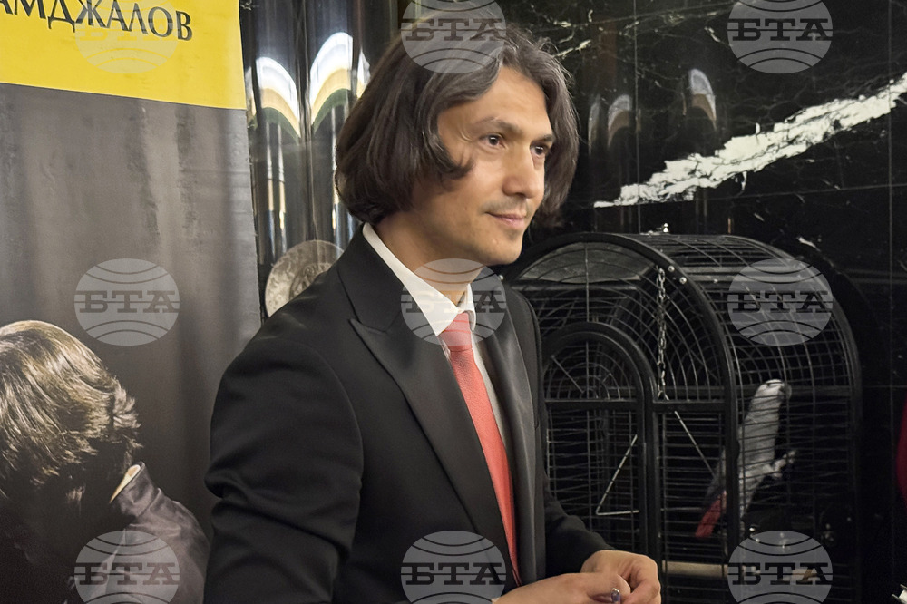 Програмата ни е букет от шедьоври, каза диригентът Йордан Камджалов за предстоящия концерт в Пазарджик