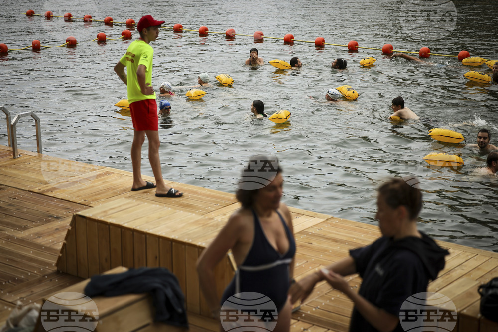 France Seine Swimming