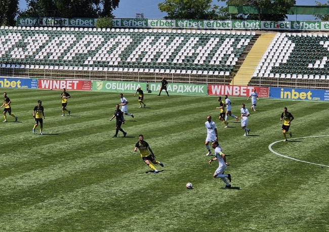 Хебър Пазарджик с официално възражение до СТК на БФС 