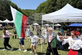 Село Долни Окол - „Арно оро” - фестивал