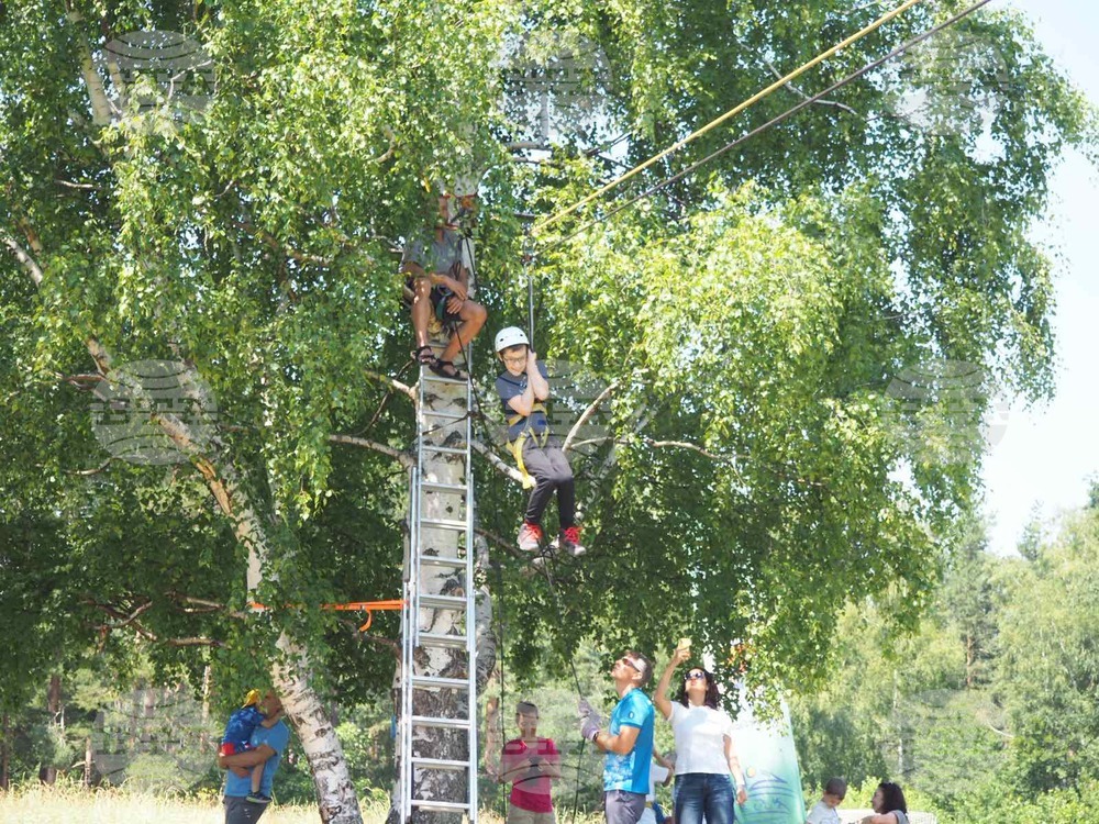 Младежи със специфични възможности спортуваха чрез Споделените игри на Витоша