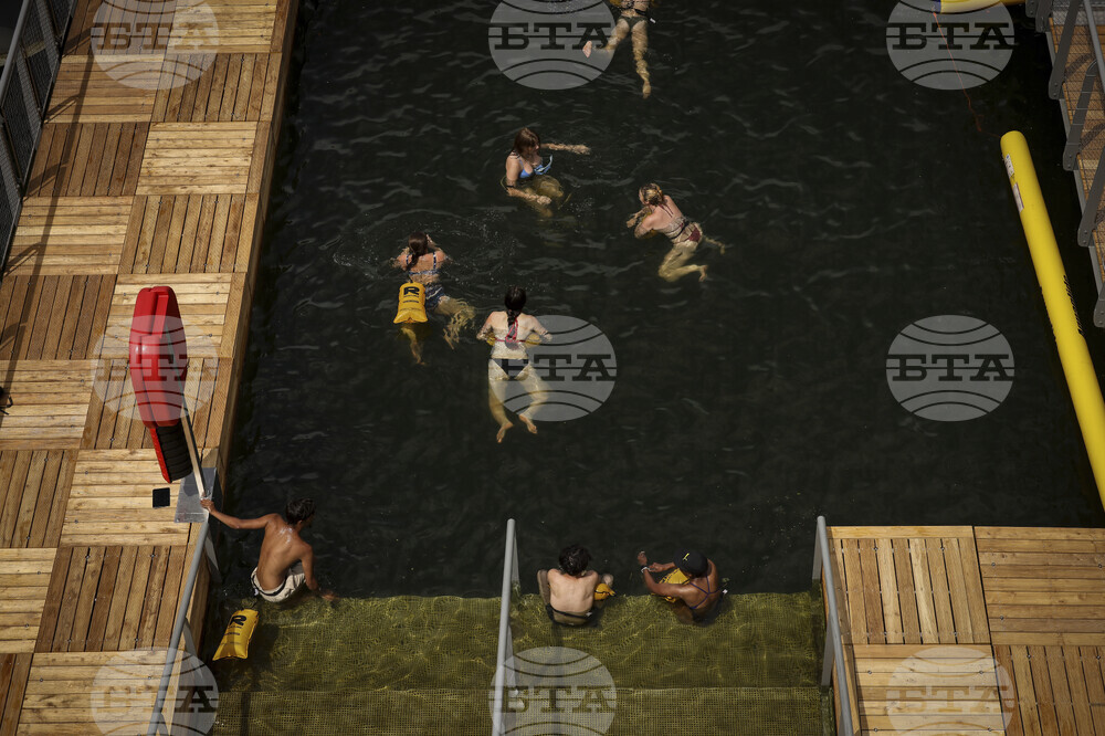 France Seine Swimming