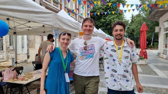 Девет отбора от страната се включват в състезание за разработване на нова настолна игра по време на Board Game Jam Vol. 4 във Враца