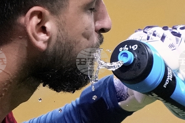 Донарума търси психолог заради контузията на Мусиала