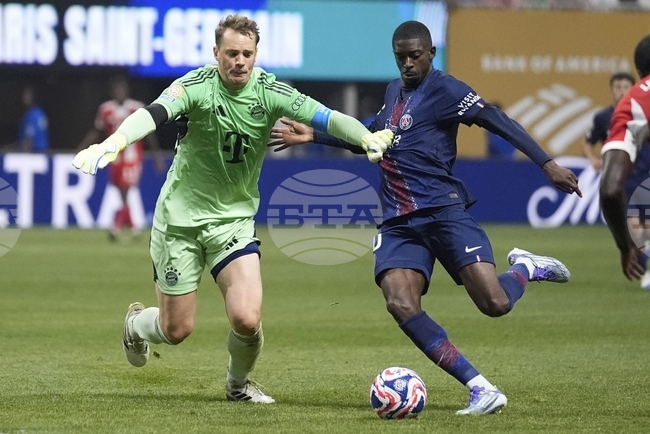 Нойер може да се завърне в германския национален отбор на фона на ситуацията с Тер Щеген в Барселона