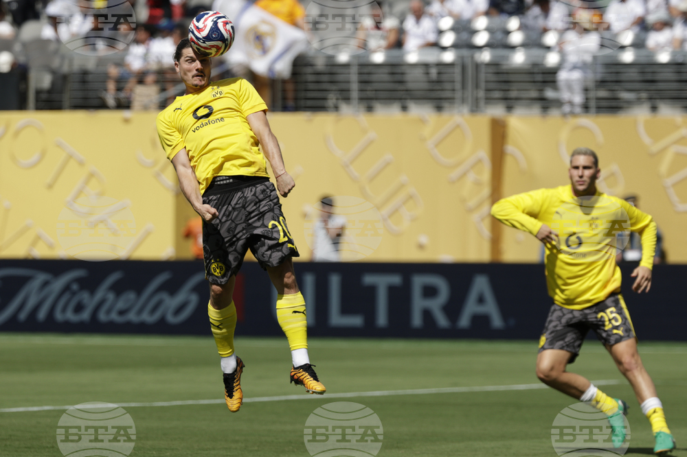 CWC Real Madrid Borussia Dortmund Soccer