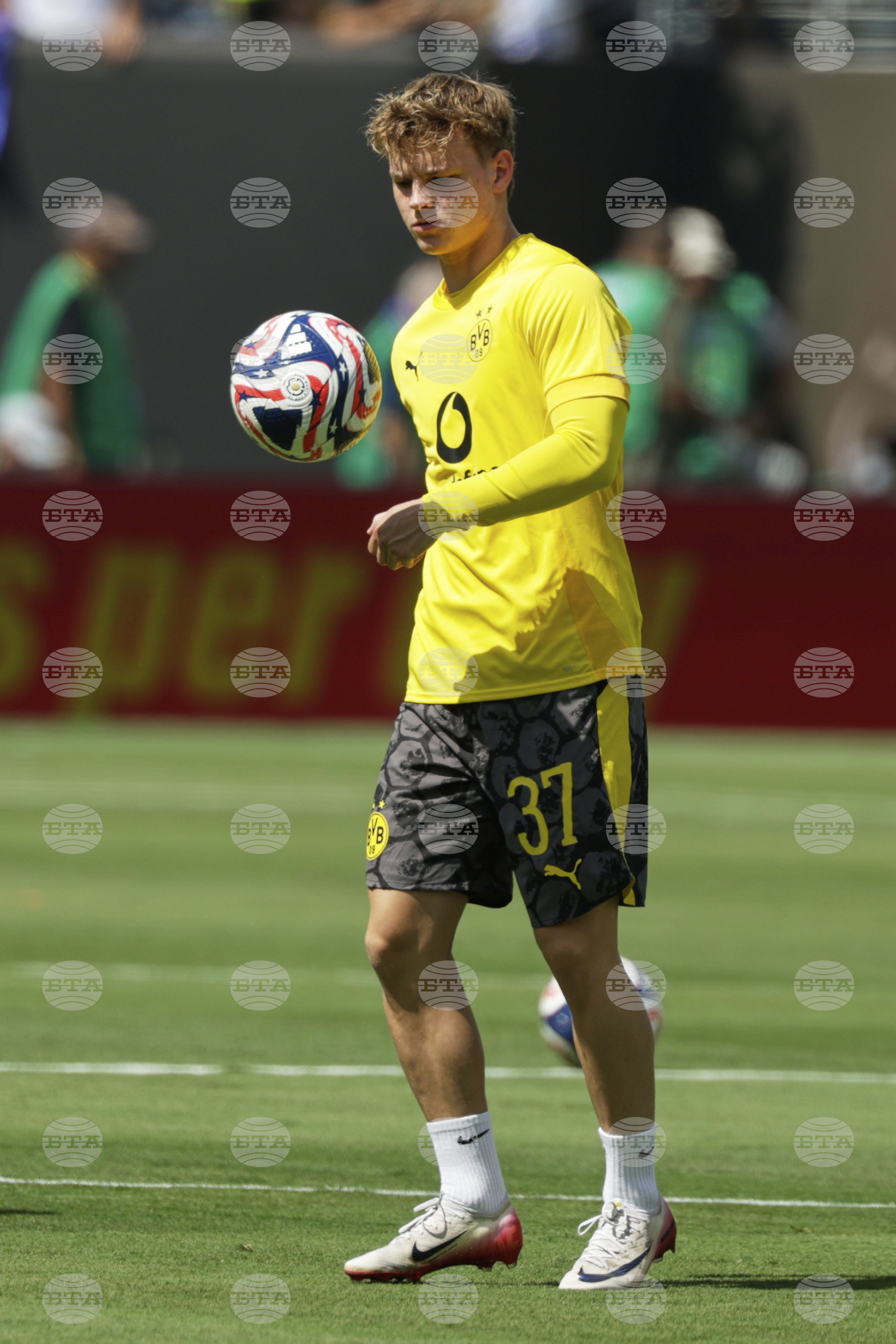 CWC Real Madrid Borussia Dortmund Soccer