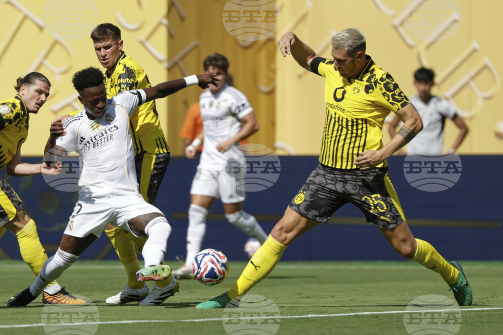 CWC Real Madrid Borussia Dortmund Soccer