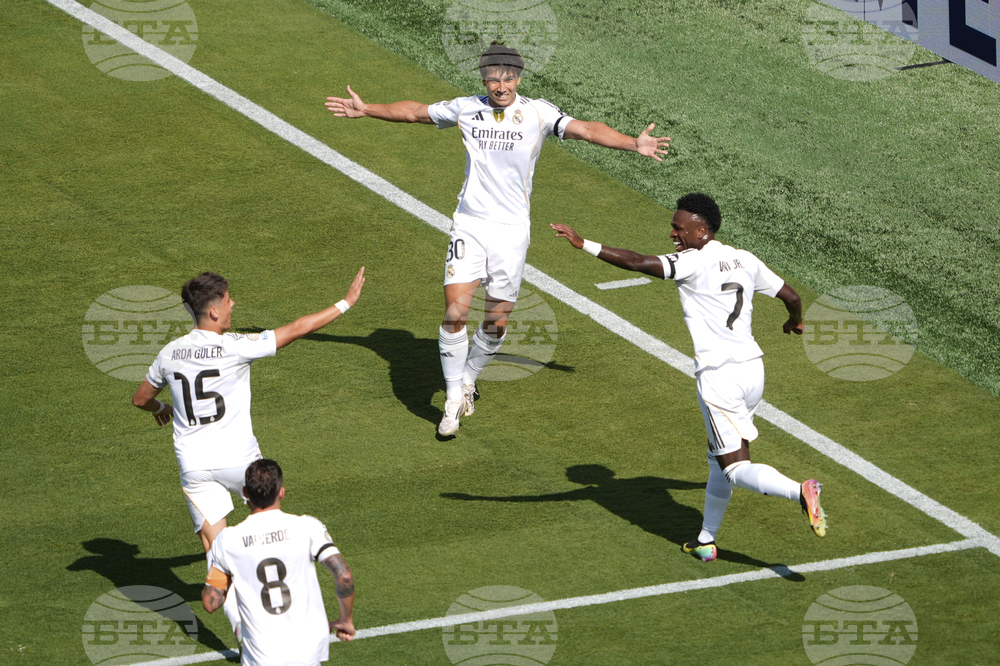 CWC Real Madrid Borussia Dortmund Soccer