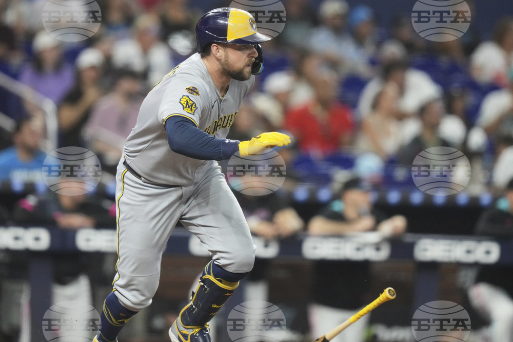 Brewers Marlins Baseball