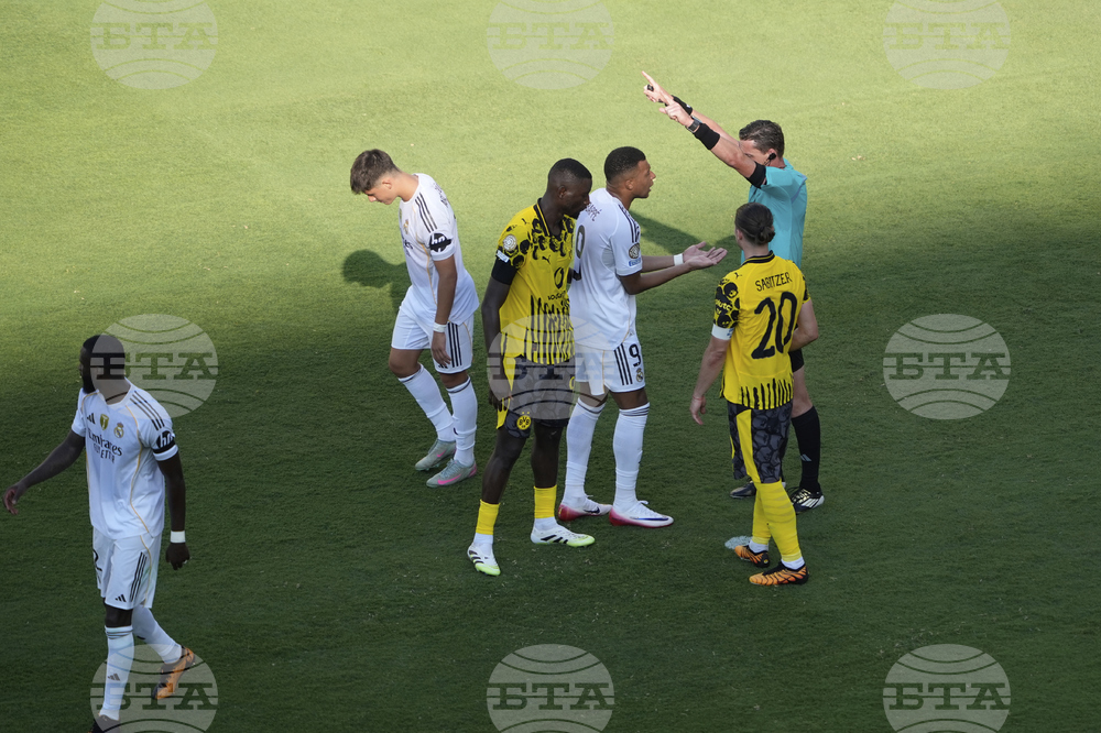 CWC Real Madrid Borussia Dortmund Soccer