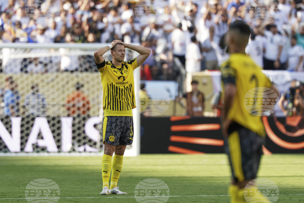 CWC Real Madrid Borussia Dortmund Soccer