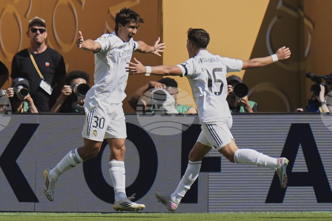 Реал Мадрид удържа Борусия Дортмунд и достигна полуфиналите на Световното клубно първенство след мач с три гола и червен картон в добавеното време