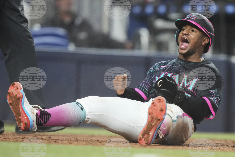 Brewers Marlins Baseball