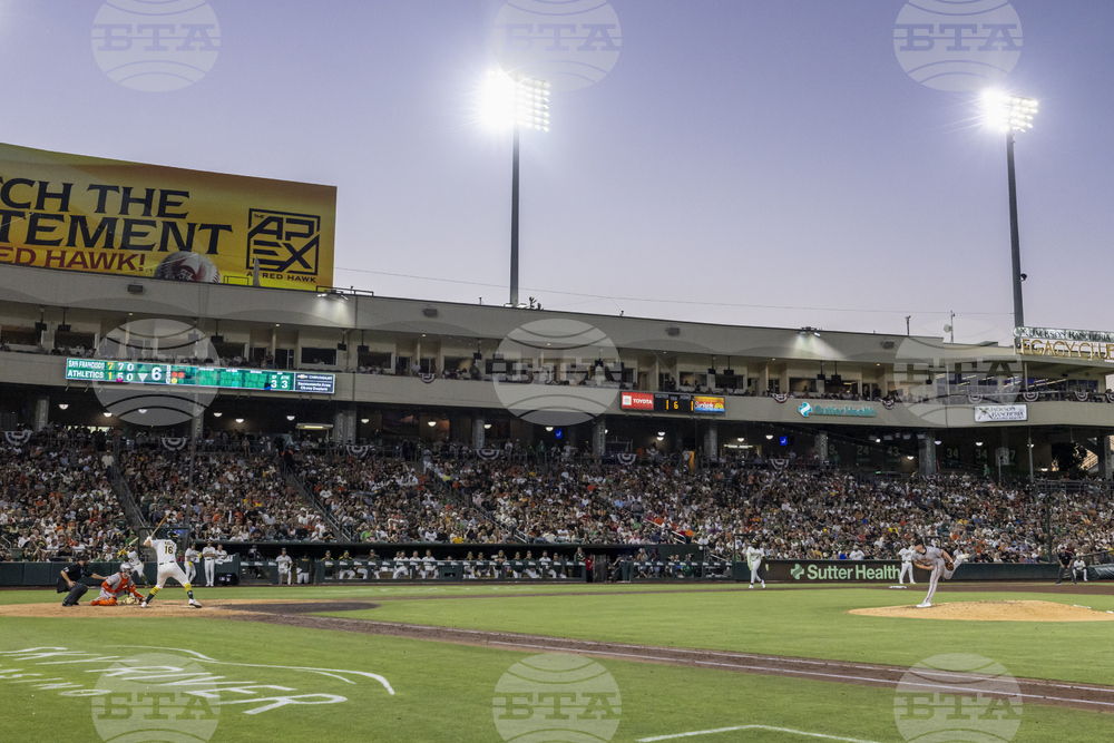 Giants Athletics Baseball