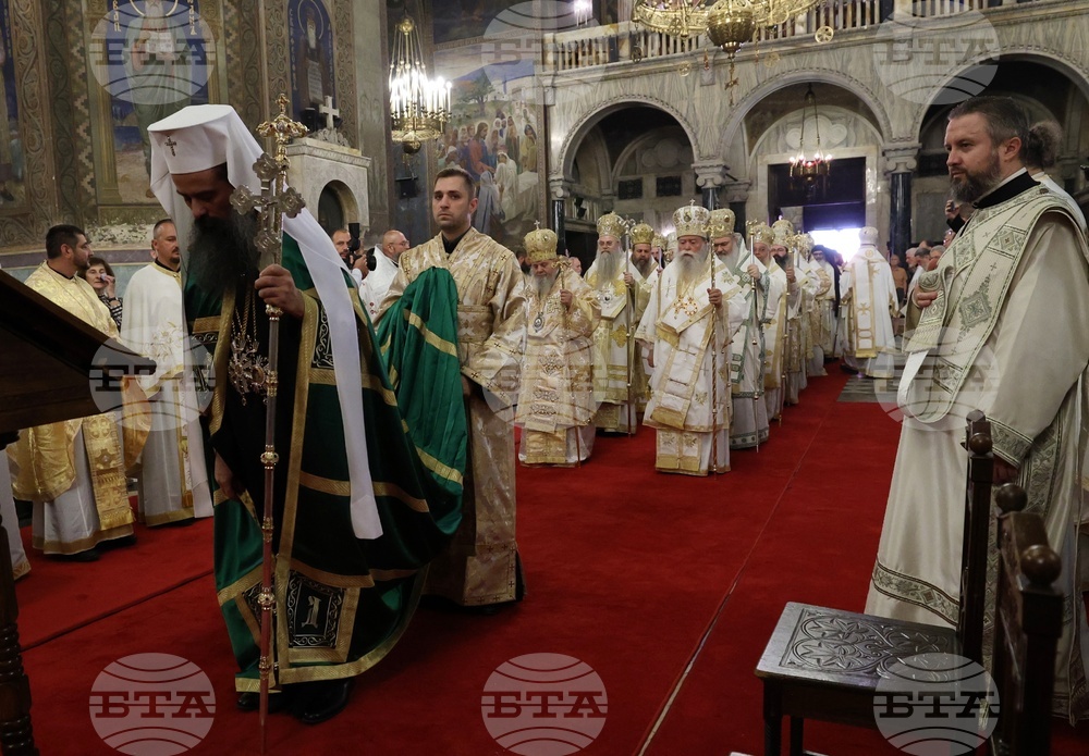 Патриаршеска катедрала „Св. Александър Невски" - света литургия