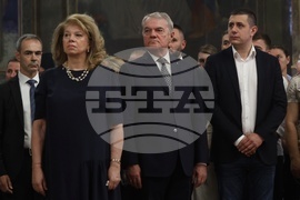 Патриаршеска катедрала „Св. Александър Невски" - света литургия 