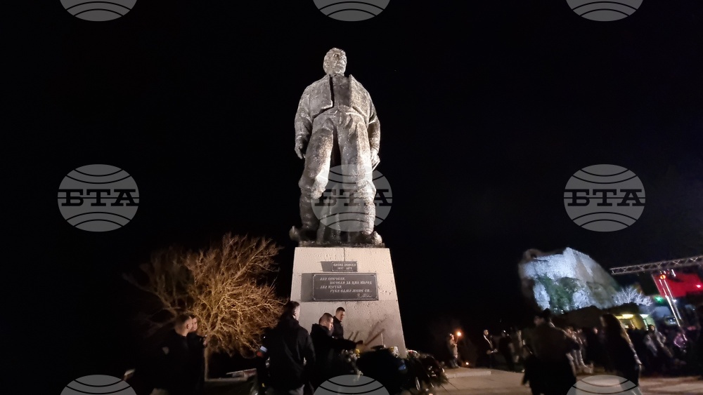 Ловеч - Васил Левски - факелно шествие