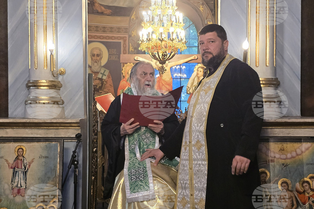 Плевен - митрополит - ставрофорен иконом