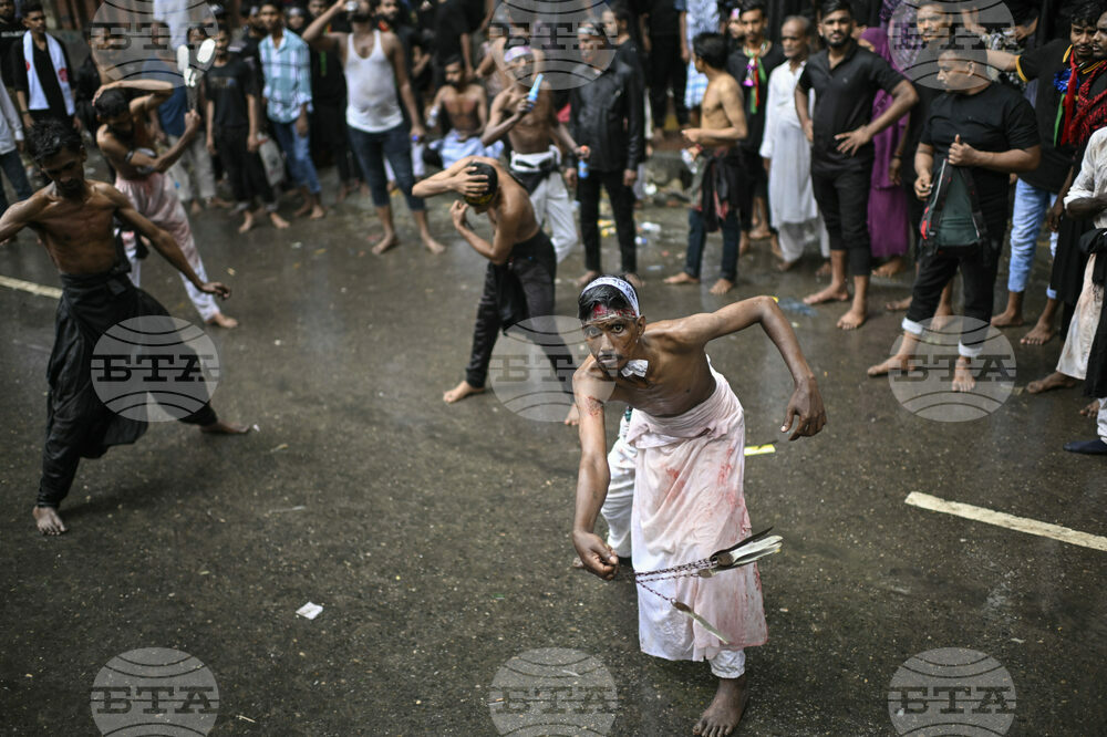 APTOPIX Bangladesh Ashoura