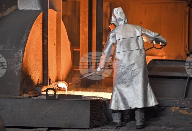 "Тисенкруп Стийл" и синдикатите в Германия постигнаха споразумение по програмата за намаляване на разходите на производителя на стомана