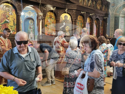 Търговище - отец Бисер Христов - неделна служба