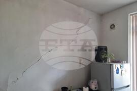 Бобов дол - подпорна стена - жилищни блокове