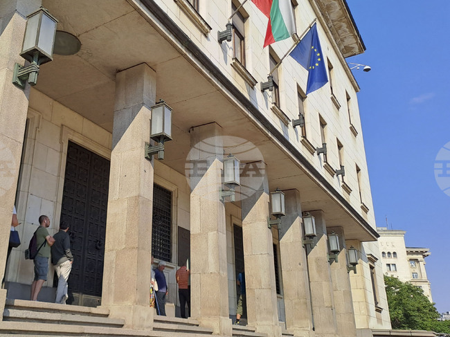 Курсове на българския лев към отделни чуждестранни валути и цена на златото, валидни за 01.09.2025 