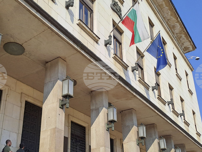 Курсове на българския лев към отделни чуждестранни валути и цена на златото, валидни за 11.11.2025