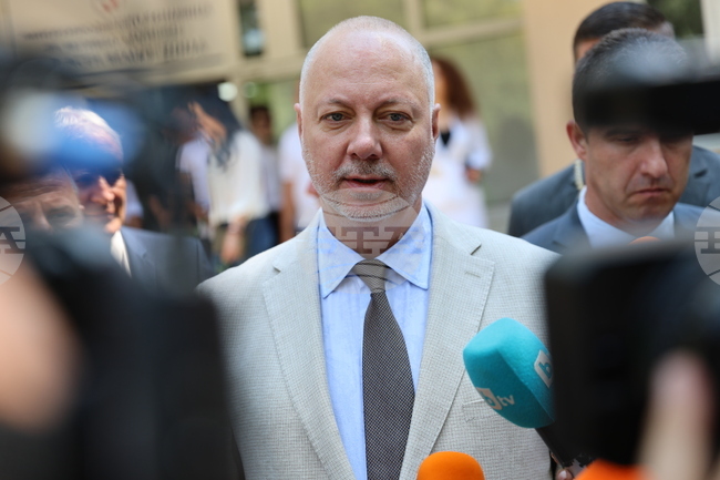 Изключително важно е българската делегация в ЕП да гласува единно в полза на България, заяви премиерът Росен Желязков