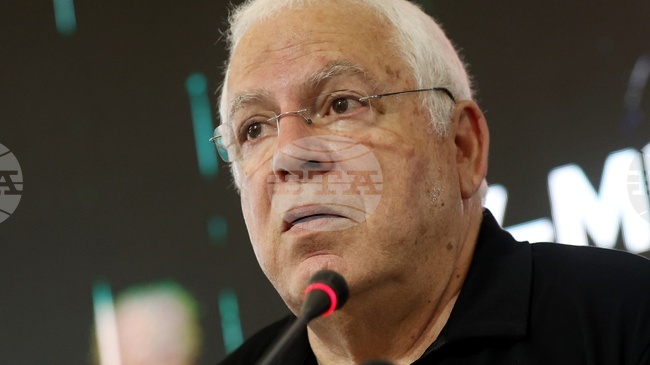 Баскетболните специалисти Пини Гершон и Людмил Хаджисотиров събират на лагер 20 талантливи момчета от цяла България