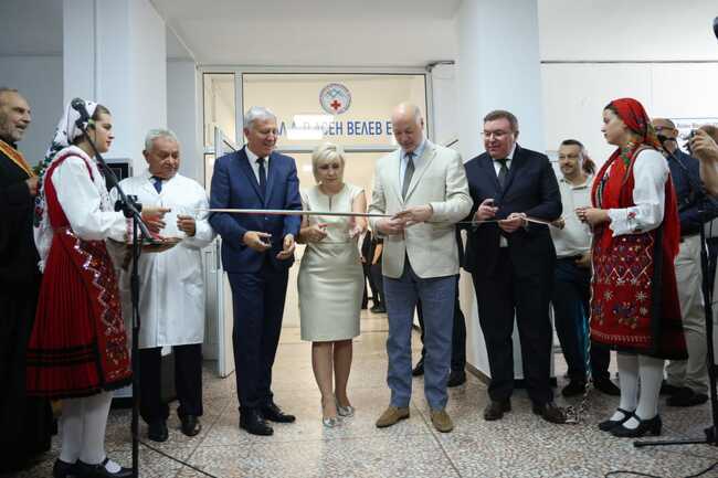 МС: Премиерът Росен Желязков откри нов скенер и мамограф в болница „Д-р Асен Велев“ в Разлог