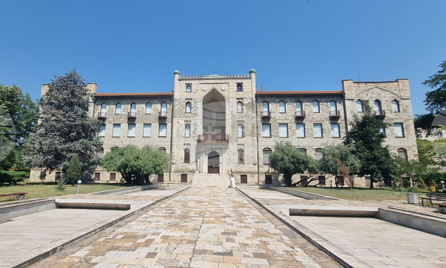 Апелативният съд в Пловдив отхвърли иска на Мюсюлманското изповедание за собственост на земята и сградата на музея в Кърджали