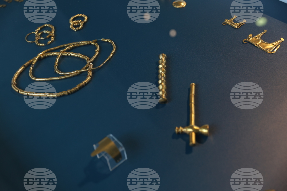 Франция - Париж - „По вълните на Черно море през вековете“ - изложба - откриване