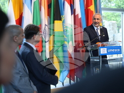 Франция - Париж - „По вълните на Черно море през вековете“ - изложба - откриване