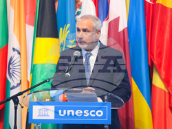 Франция - Париж - „По вълните на Черно море през вековете“ - изложба - откриване