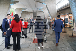 Франция - Париж - „По вълните на Черно море през вековете“ - изложба - откриване