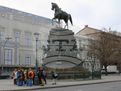 Националната галерия представя изложба с творби на Лъчезар Бояджиев, Снимка: НХГ