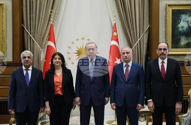 Ердоган се срещна с ръководството на кюрдската партия ДЕМ