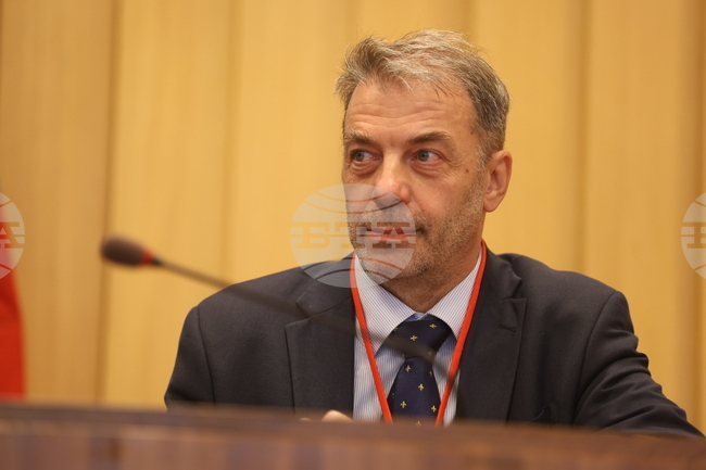 BTA's LIK Magazine Extremely Important Publication Representing Everyone in Culture, Says Chair of 47th Session of UNESCO World Heritage Committee