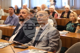 Франция - списание ЛИК „България в ЮНЕСКО“ - представяне