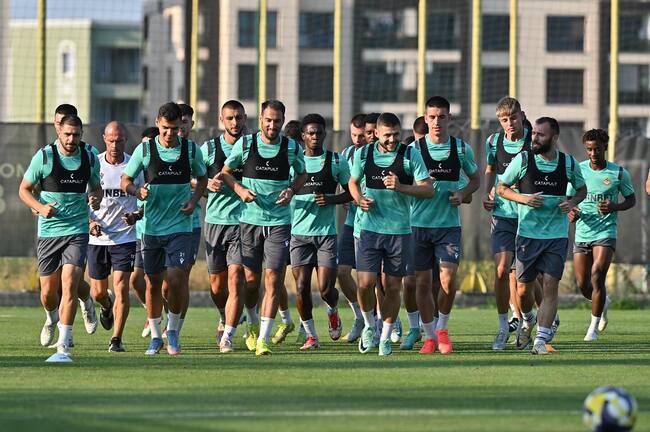 Ботев Пловдив ще играе две контроли през тази седмица