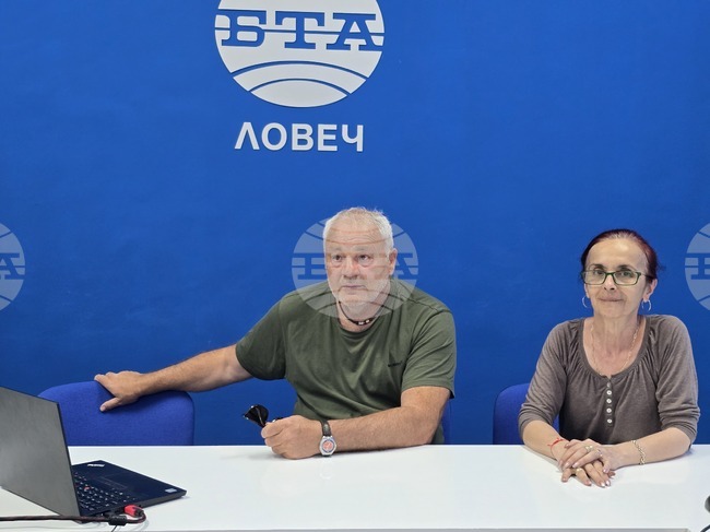  Национален пресклуб на БТА Ловеч - списание ЛИК „България в ЮНЕСКО“ - представяне