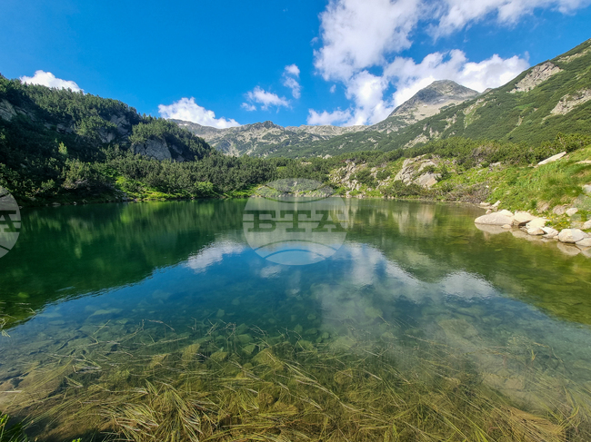 Good Mountain Hiking Conditions on Thursday
